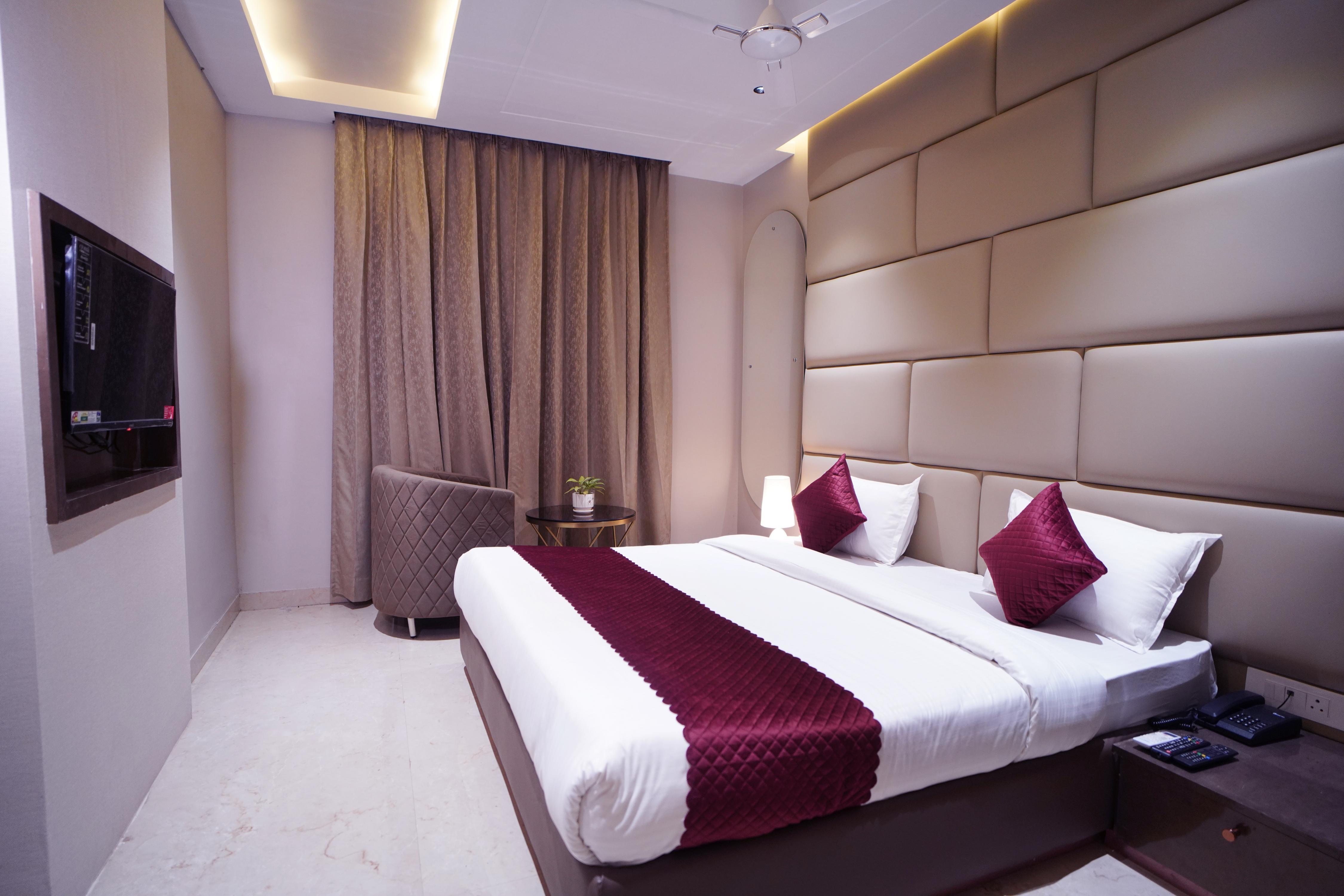 Hotel Siya Ramaya Room Type - Executive Room