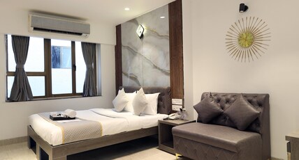 MyOtel - Santacruz Room Type - Merit Class