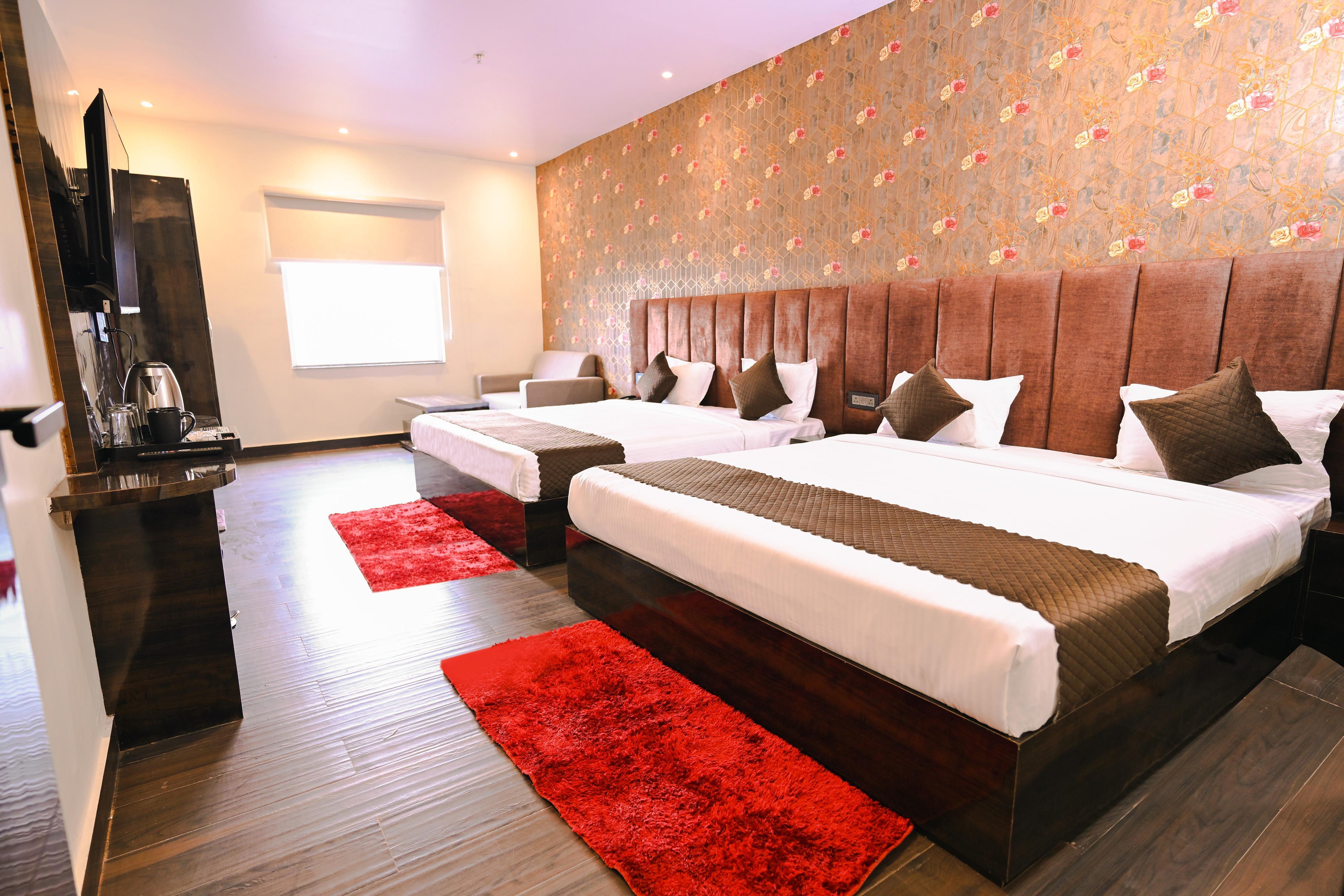 Madhuram Hotel Room Type - Family Room