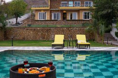 ELIVAAS Festiva Mansion 3 BHK Villa With Pvt Pool & Garden