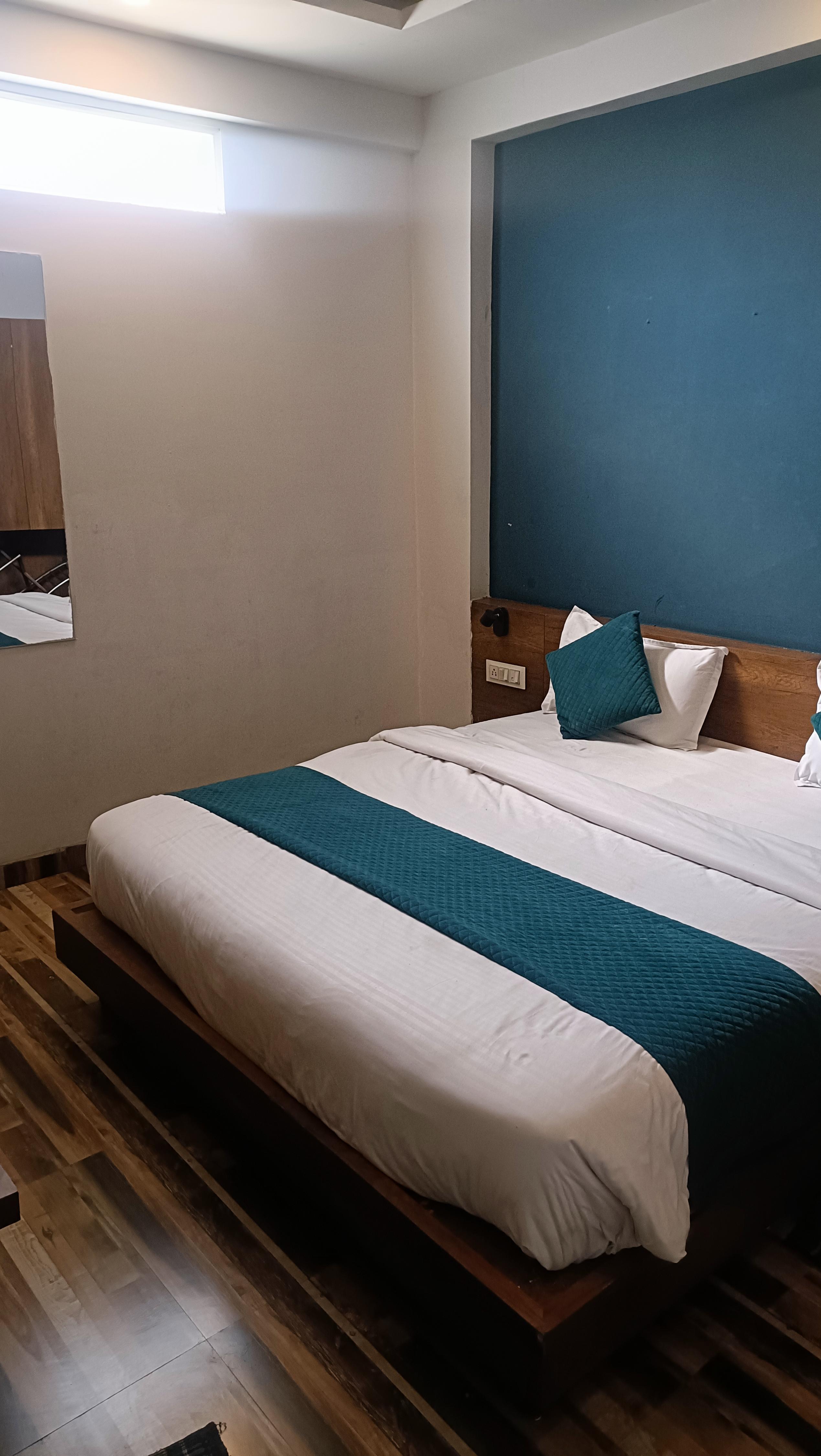 Loto Hotel Room Type - Standard Room