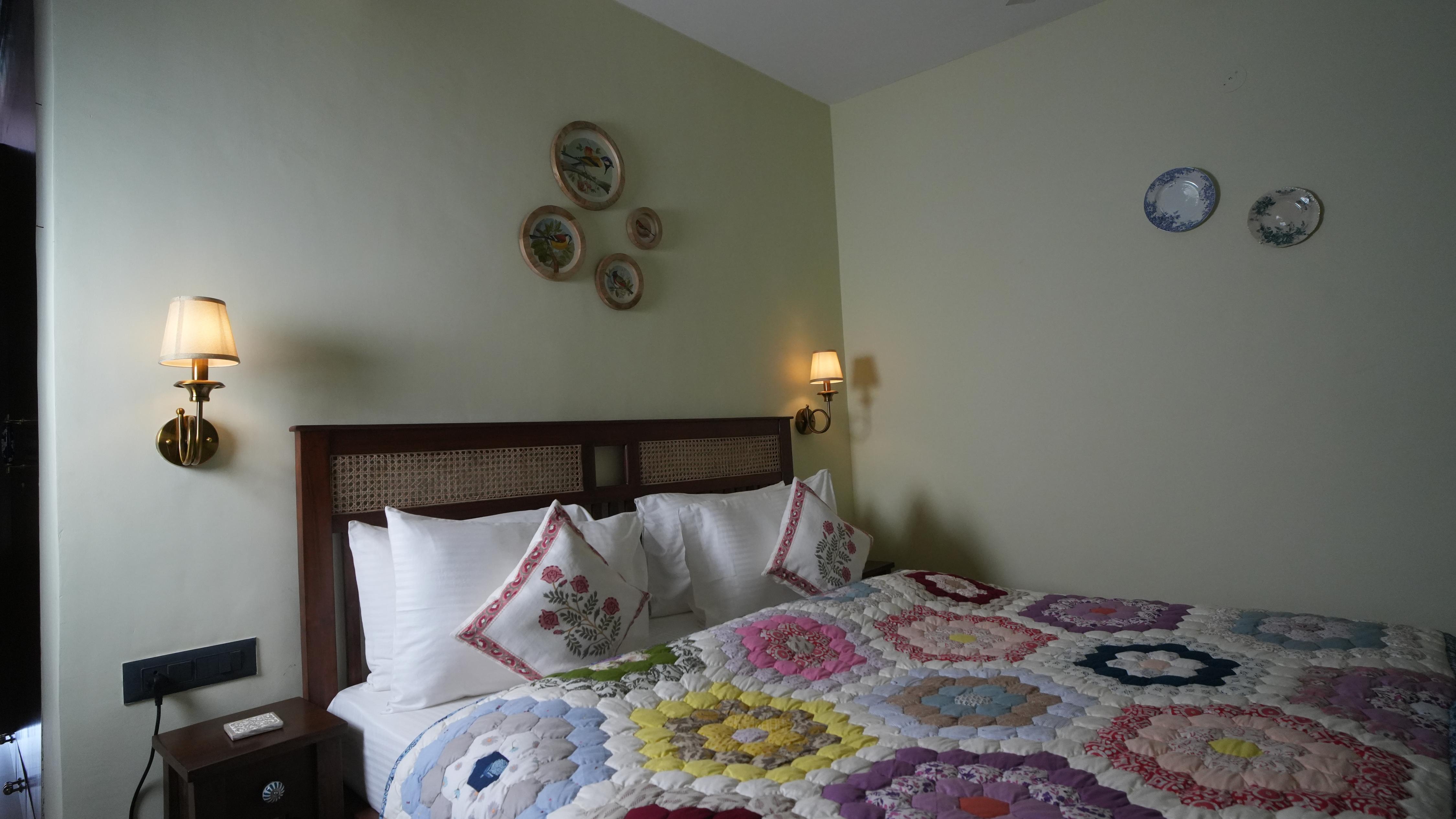 MYSTIC LUXURY APARTMENT NEAR MALL ROAD