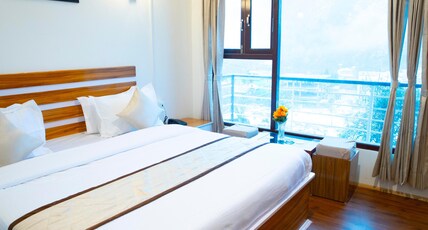 Verdant The Lush Gateway Room Type - Suite Balcony