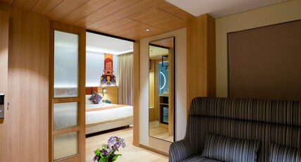 TGI Oberon Room Type - Suite Room