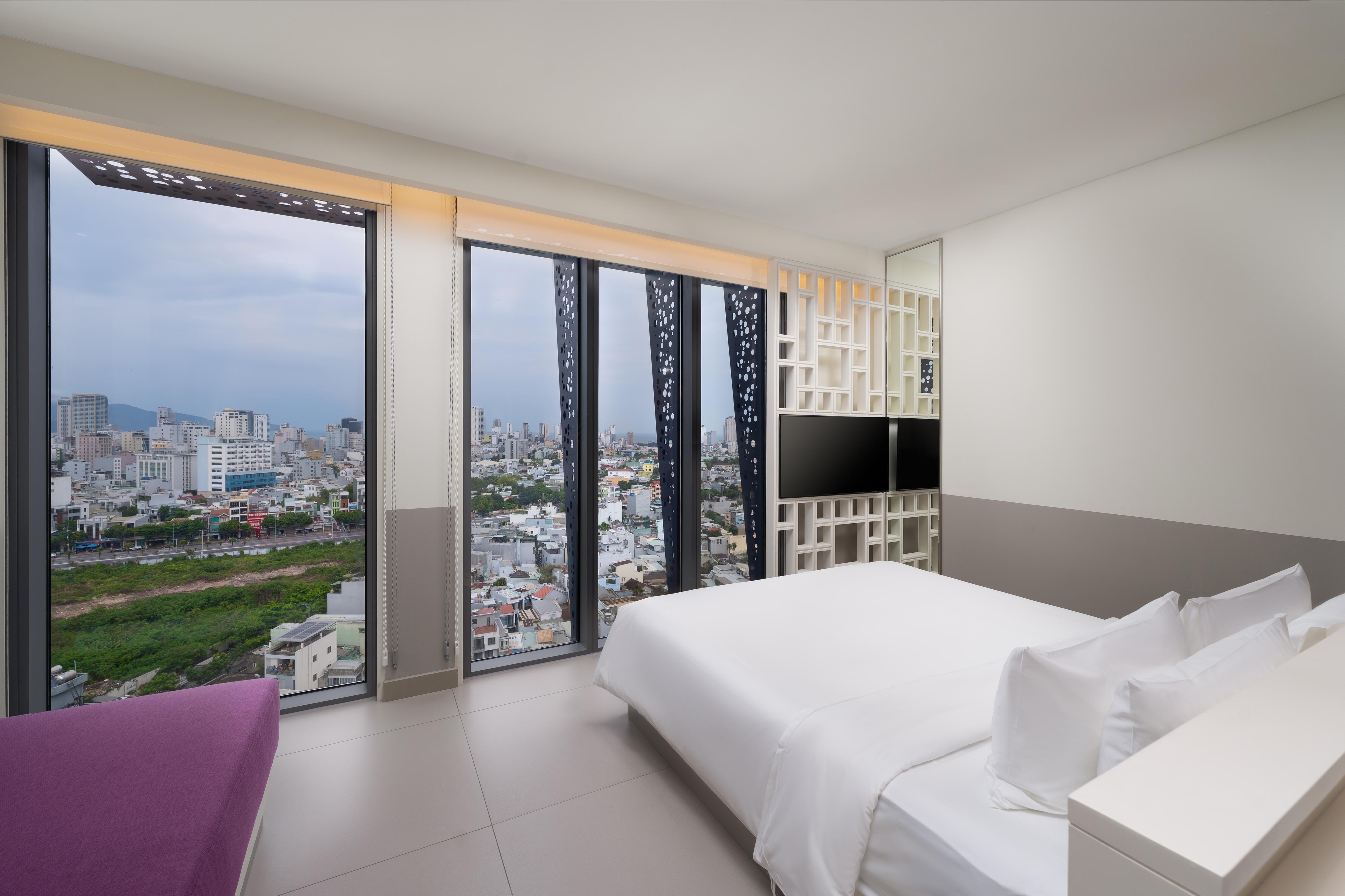 Wink Danang Riverside, Unscripted by Hyatt - 24 Hours stay Room Type - 1 KING BED CITY VIEW DELUXE