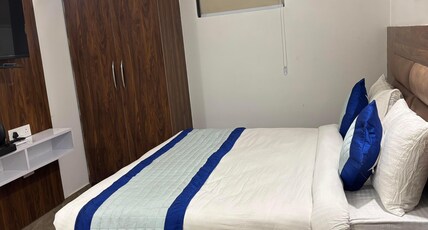Hotel Kuber International-IGI Airport Delhi Room Type - Deluxe Room Hotel Kuber International-IGI Airport Delhi Room Type - Deluxe Room