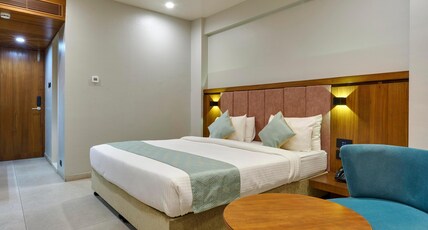 Hotel The Qubice, Kolhapur Room Type - Premium AC Room