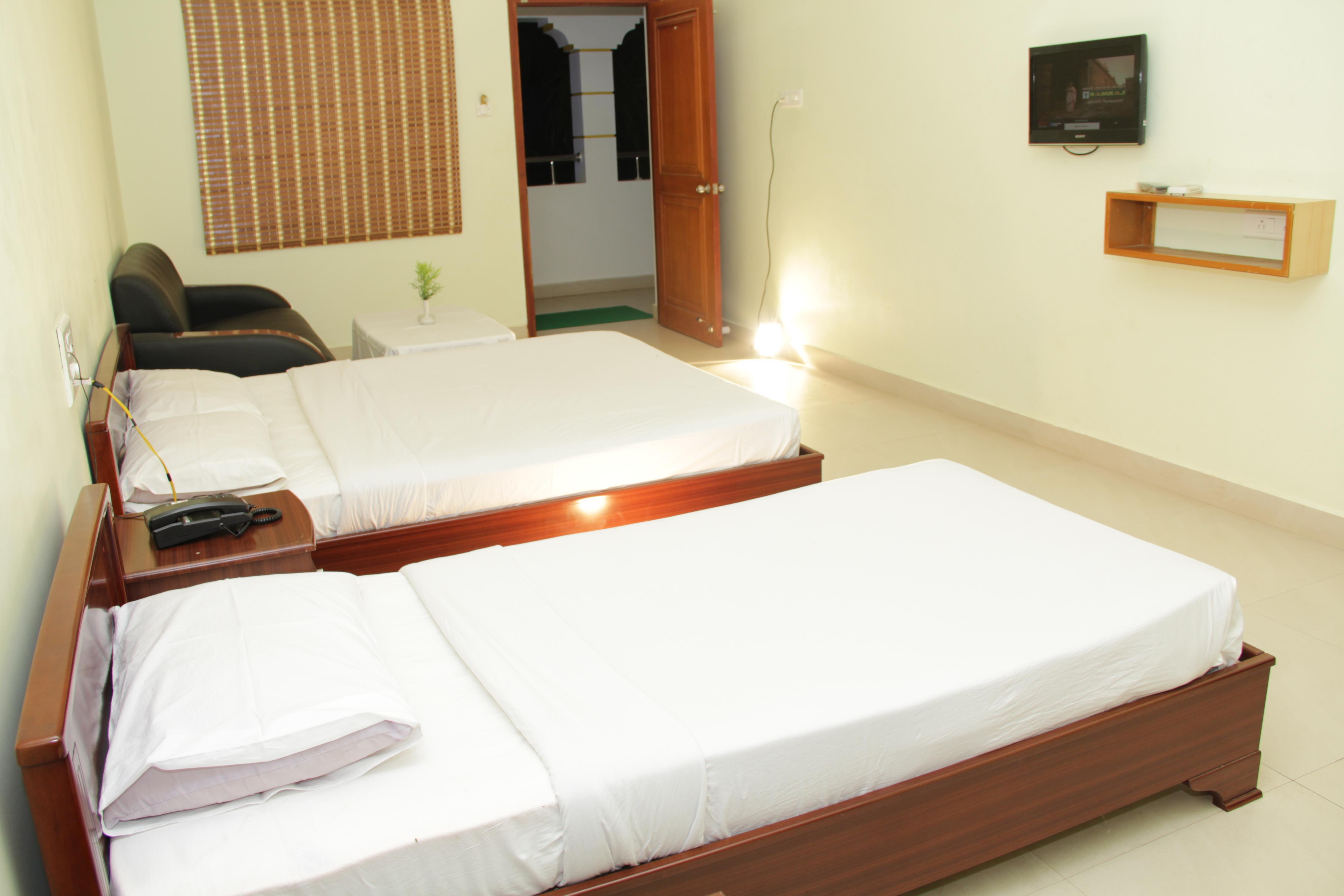 AAR Royal Resorts Room Type - Triple Bed (Non-AC) Room