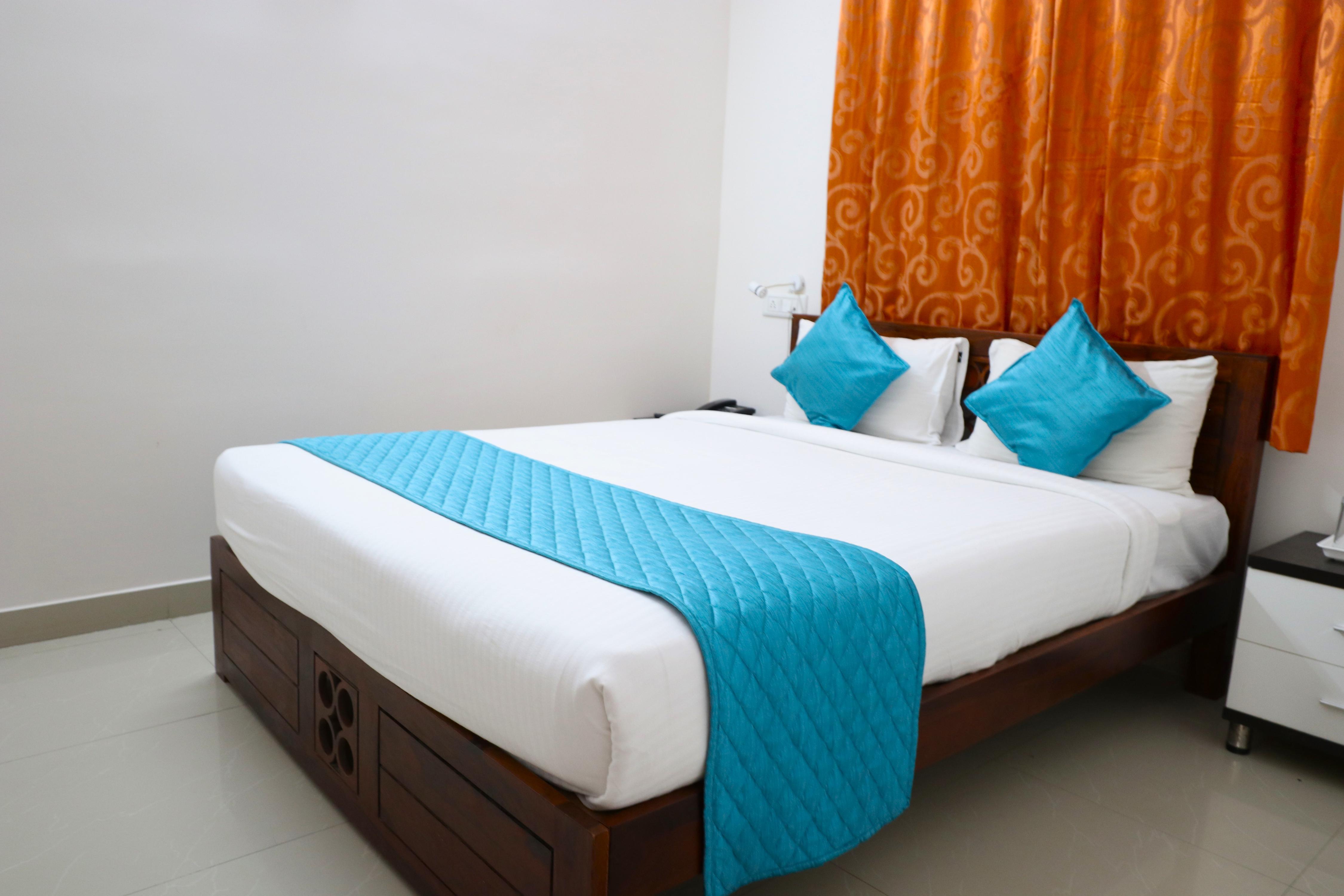 Kaveri Cloud Stay. - Tap to explore photos