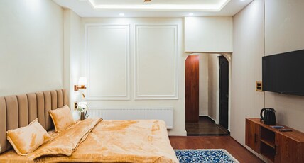 Chinar Wood Cottage Room Type - Deluxe Rooms