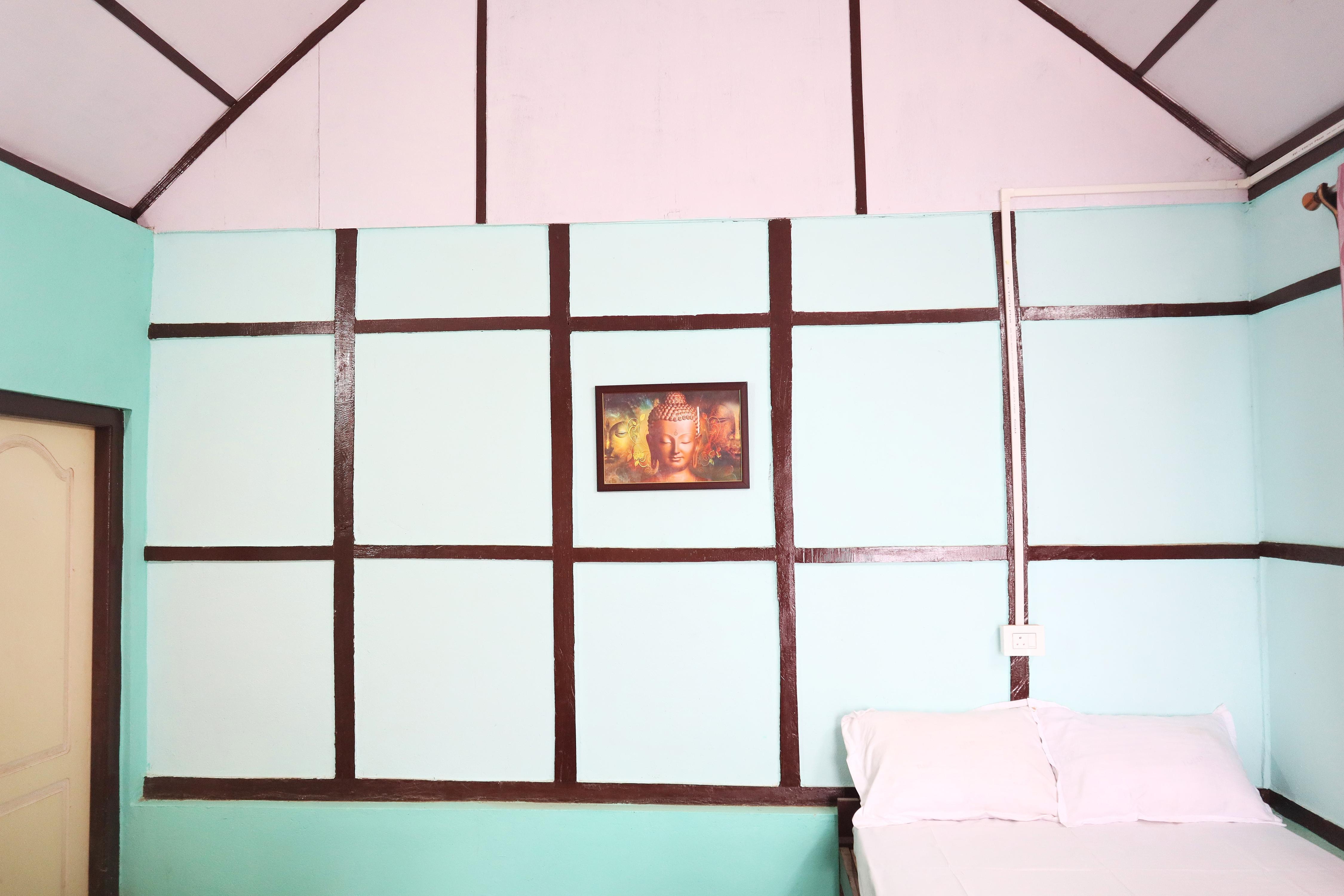 Okhli Homestay - Tap to explore photos