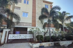 POCOYO - BACKPACKERS HOSTEL - OMR