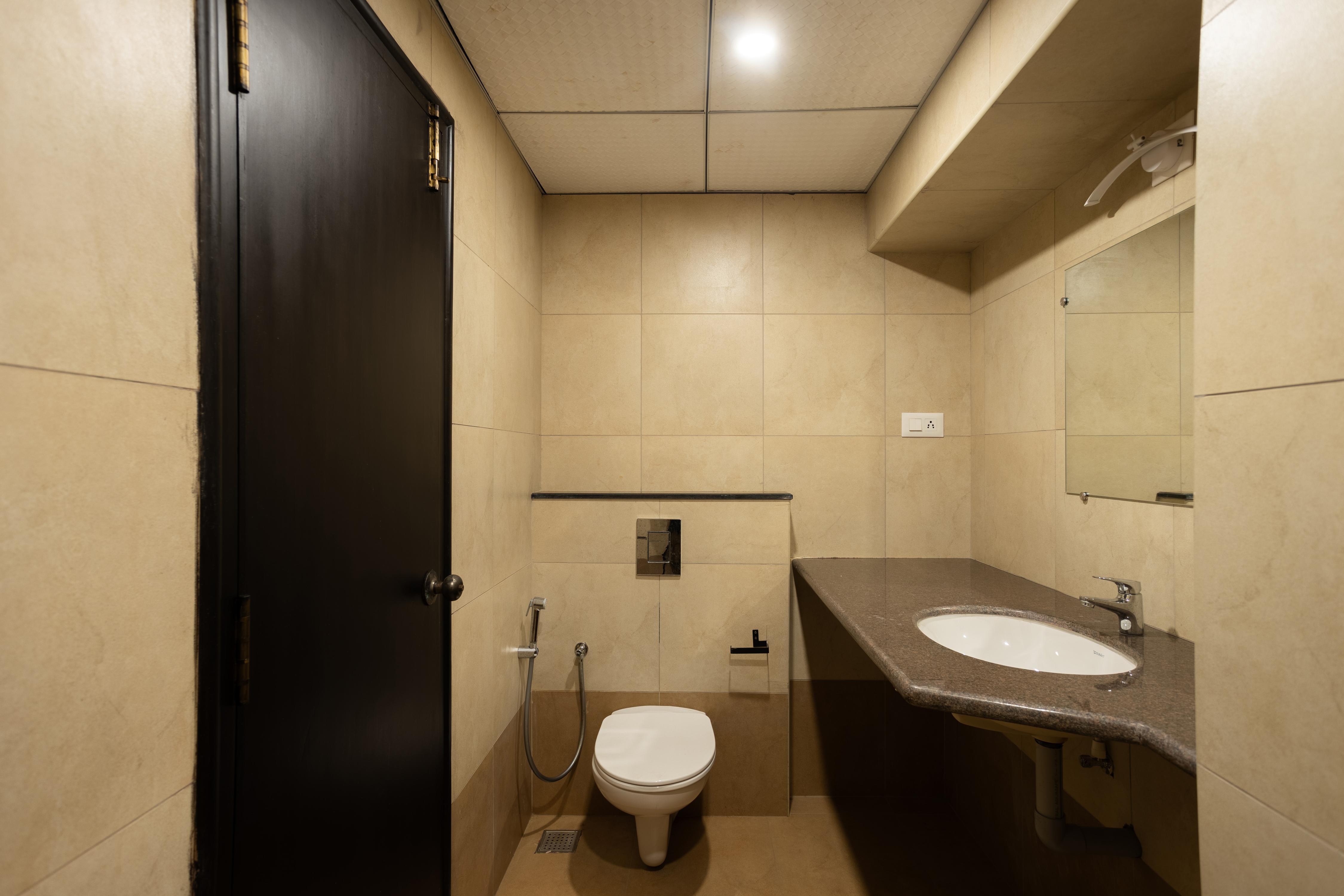 PREMIER GREENS - Tap to explore photos