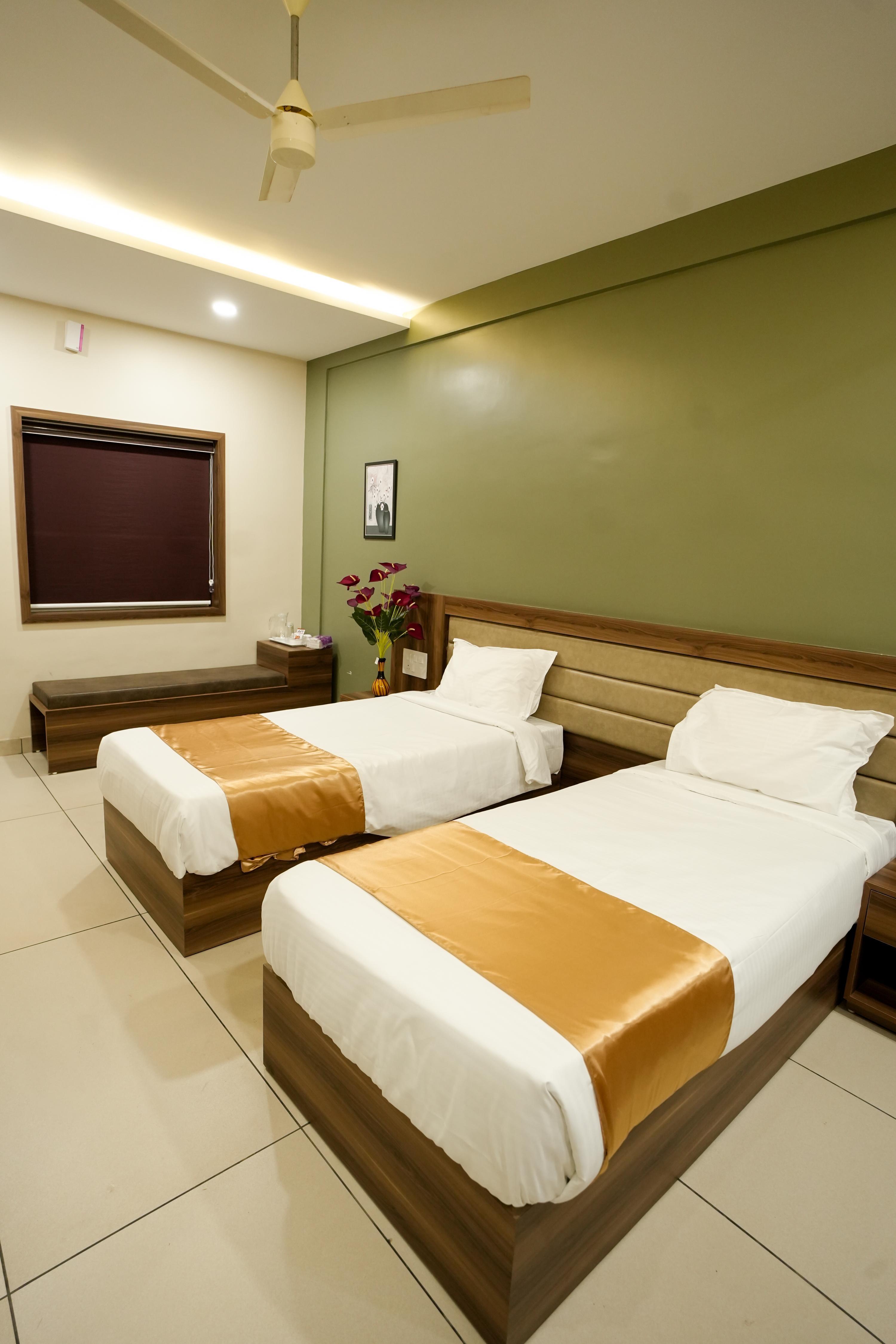 Grand View Residency Room Type - SINGLE TWIN DOUBLE BED ROOM
