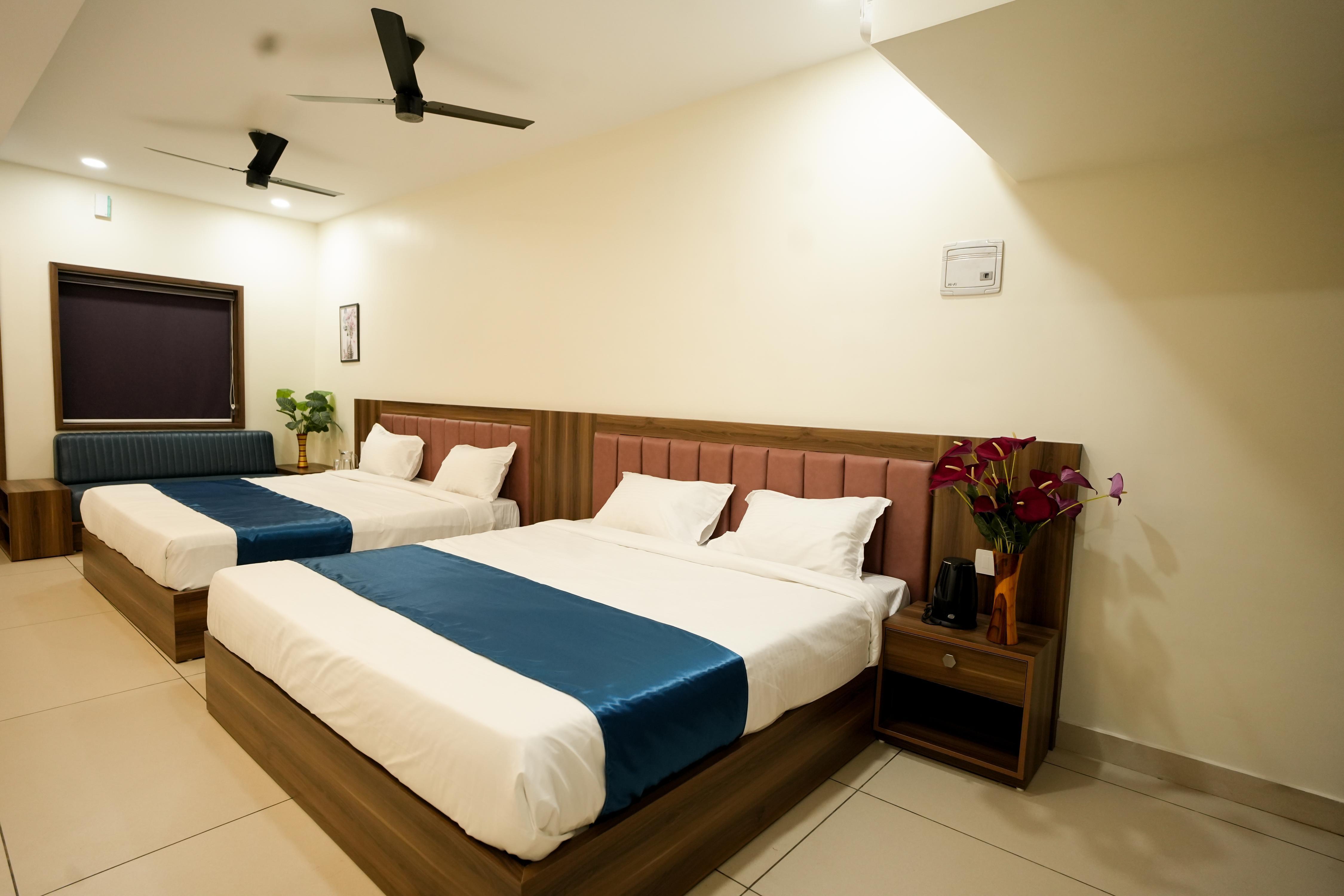 Grand View Residency Room Type - TWIN DOUBLE BED ROOM