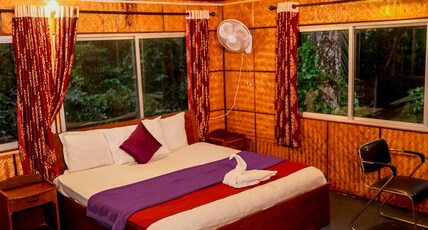 Coffee Land Retreat Room Type - TREE HUT 1