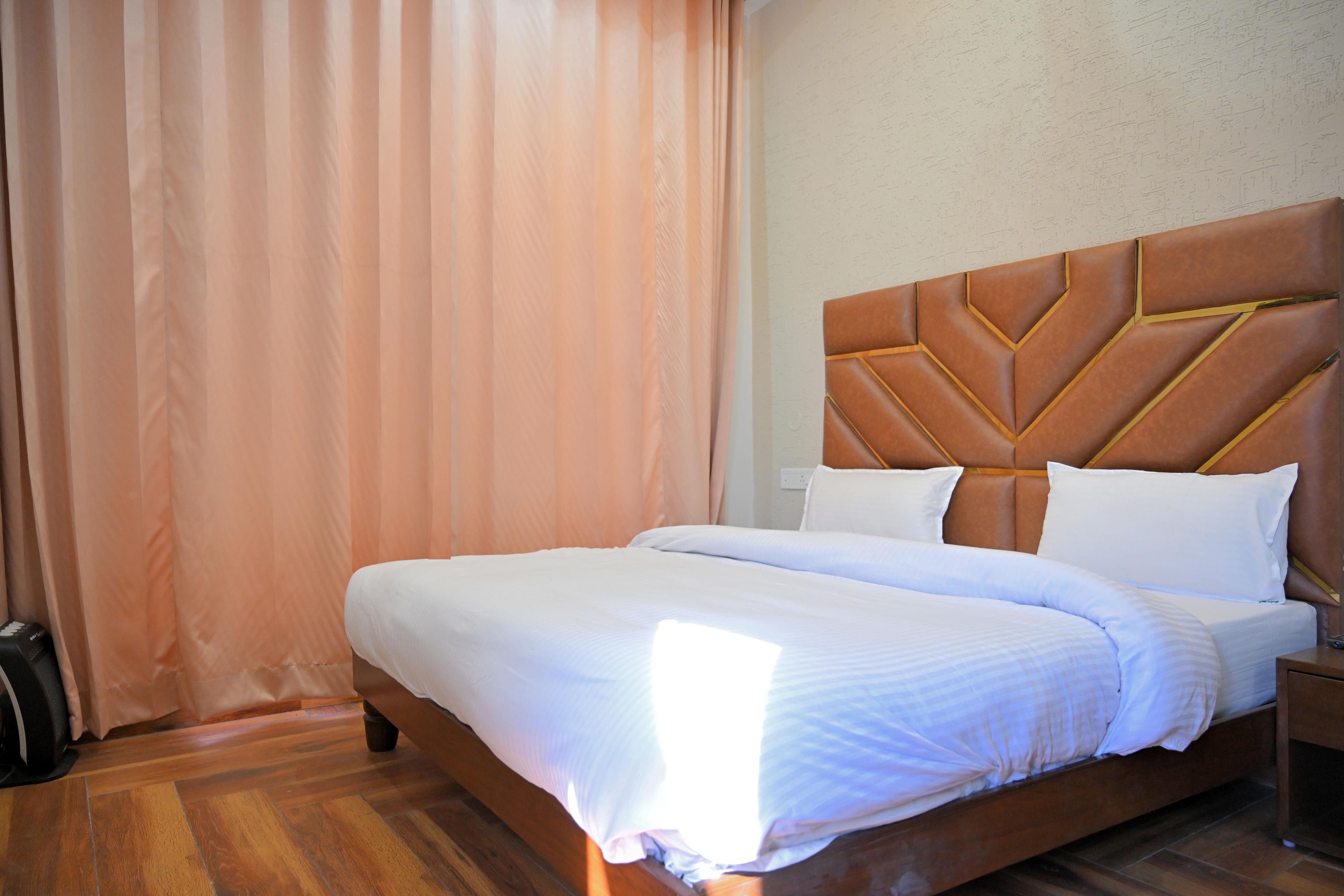 Mountain Vista Room Type - Premium Room