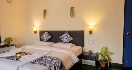 Riverbank Inn Luxury Rooms in Morjim Room Type - Superior Room