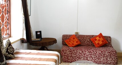 Jit Niwas Kolkata Room Type - Jit Niwas Kolkata