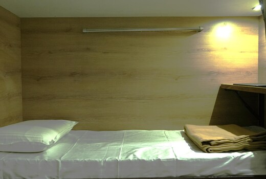 Raj Inn Comfort AC Dormitory