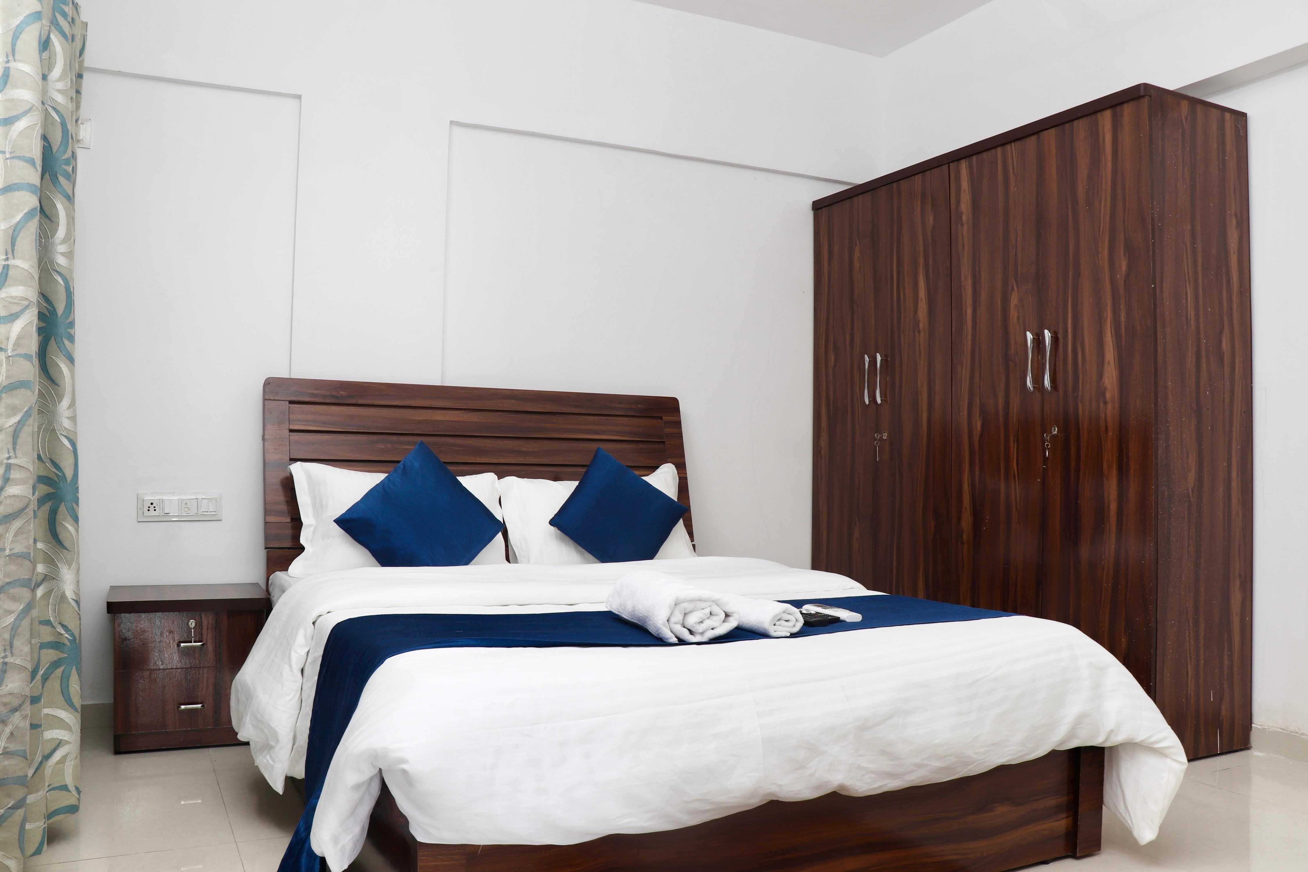 Zenith Homes - Boomerang Suites - Tap to explore photos