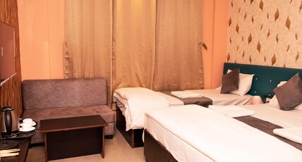 Hotel Hill View Room Type - Deluxe Triple Room