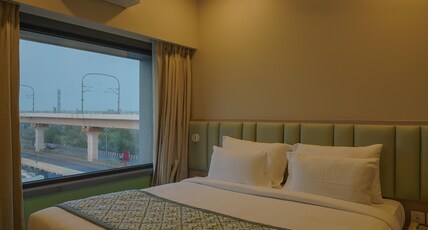 Hotel 24K Room Type - SUPERIOR ROOM