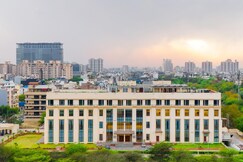 Alaya Stays | Golf Course Rd | Eternal Oasis