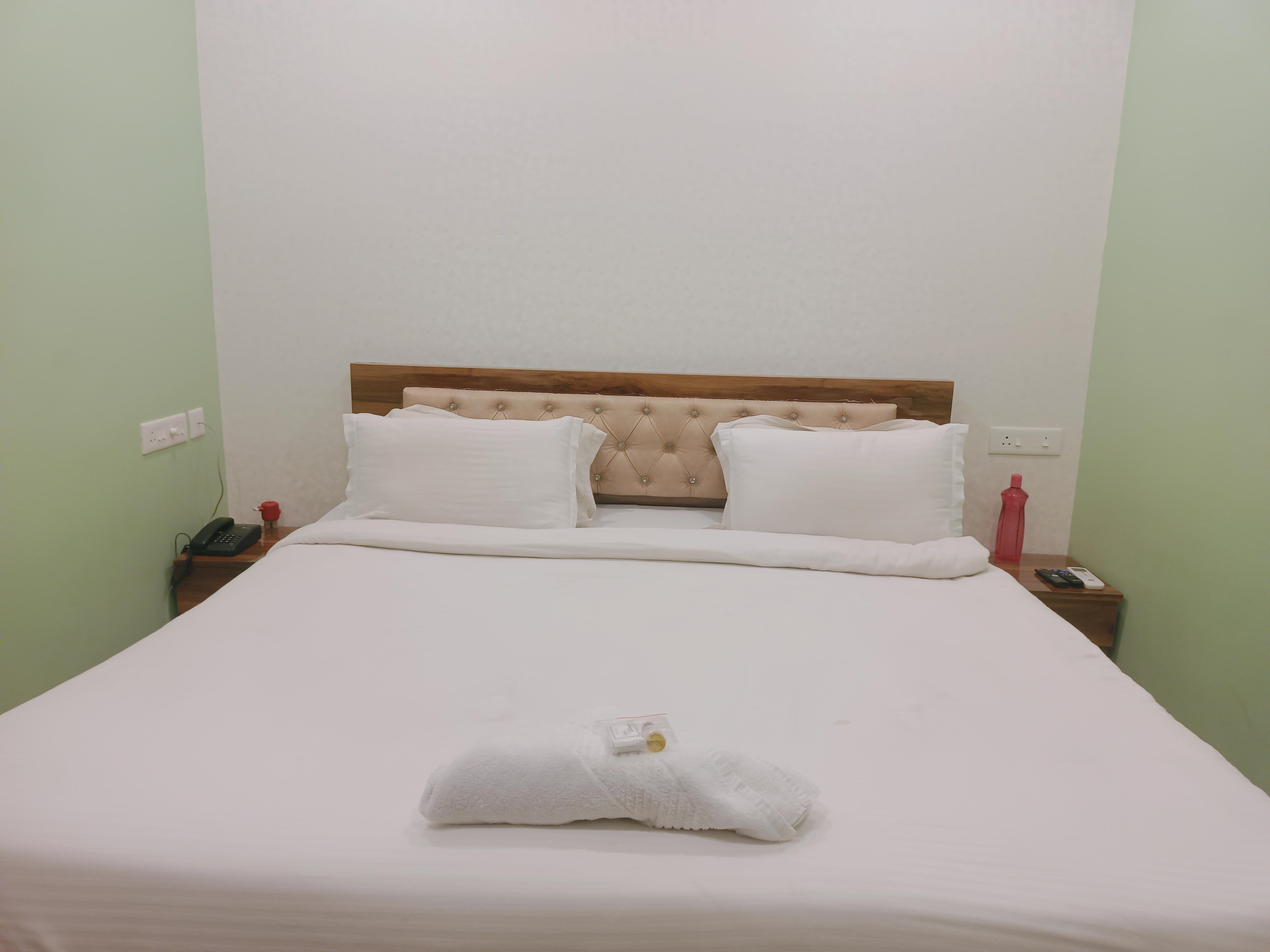 The Villaggio Room Type - Deluxe Room - AC