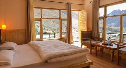 Hotel Sihla pick kaza Room Type - Semi Deluxe With Balcony