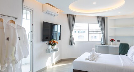 Airbus Hotel At Phawana Station Room Type - Corner Queen