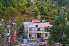 Alaya Stays Captains Nest 3 BHK Retreat With Garden & Scenic Views