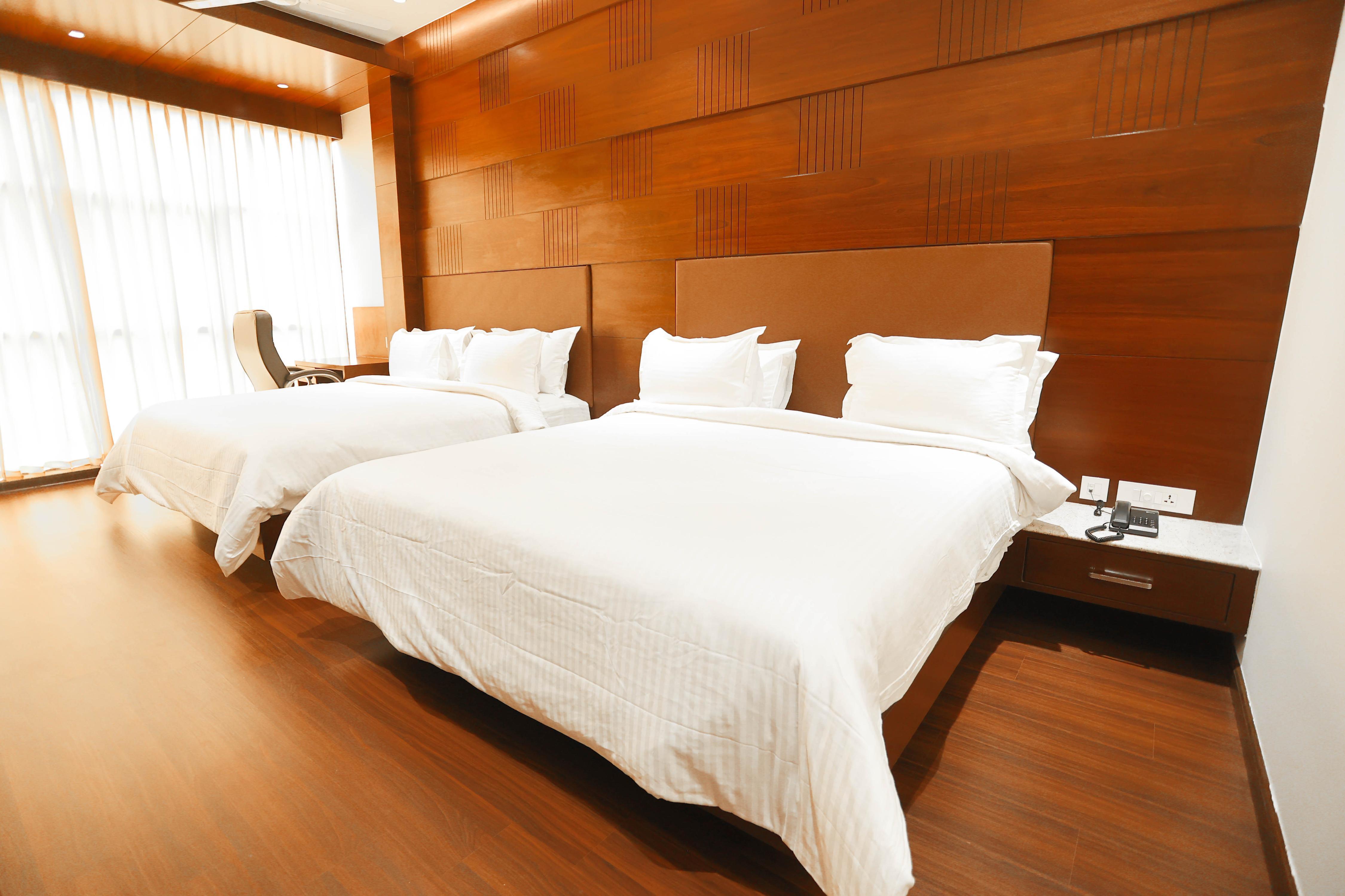 Hotel Lakshmi Towers Room Type - Suite Room
