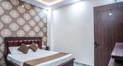 Shree Riddhi Siddhi Sadan Room Type - Deluxe Double Occupancy Room