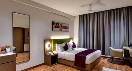 Click Collection Shikrapur, Ranjangaon Room Type - Deluxe Room