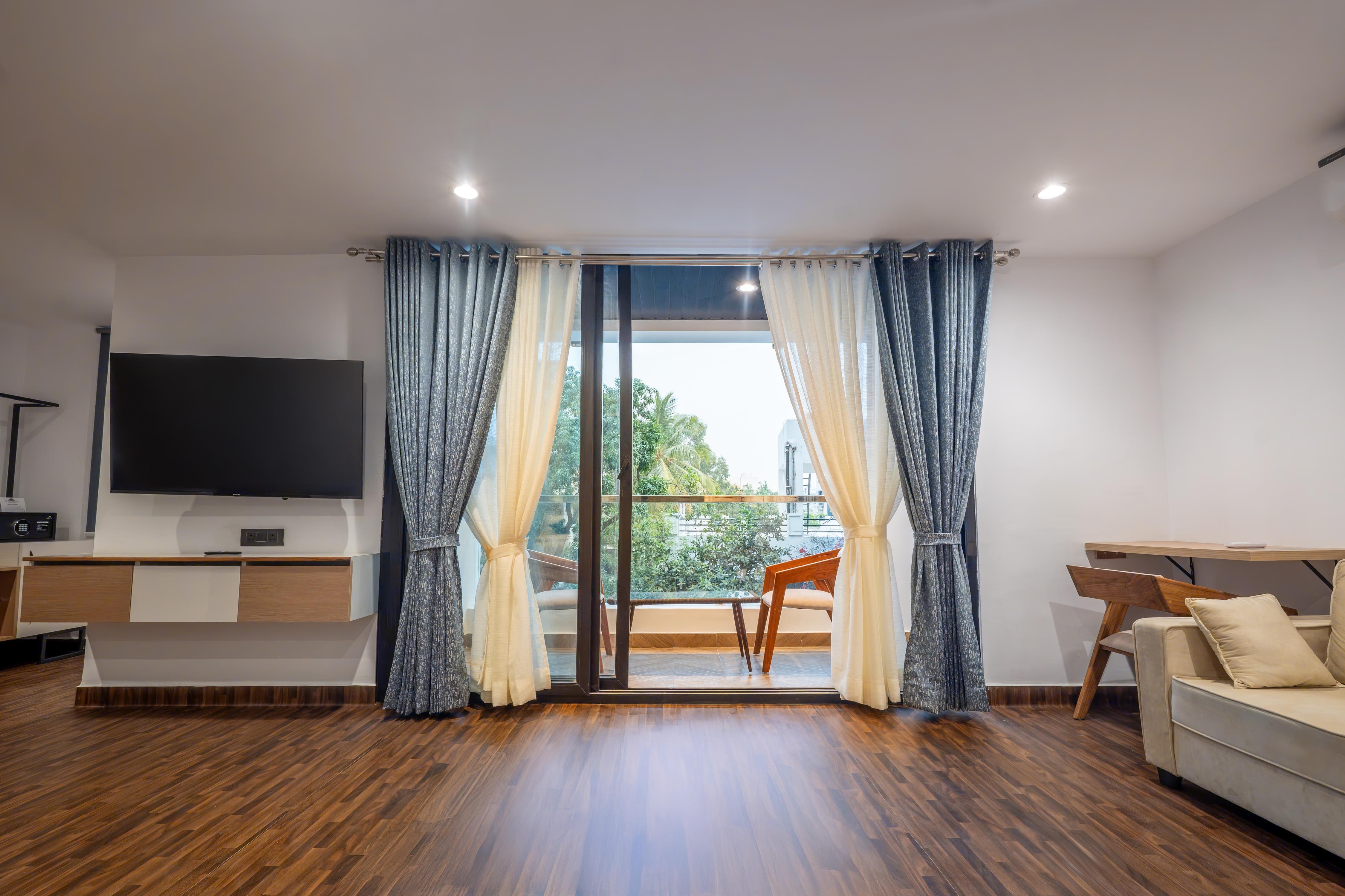 Dreamscape Banjara Hills. Room Type - Suite With Balcony.