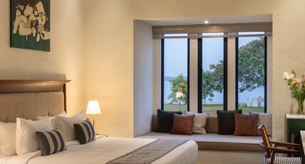 The Lake Manor Room Type - Premium Room