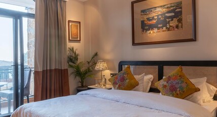 Chakk 109 - Mussoorie Foothills Room Type - King Suite 3 with Balcony Mountain View - Udaipur Dusk Chakk 109 - Mussoorie Foothills Room Type - King Suite 3 with Balcony Mountain View - Udaipur Dusk