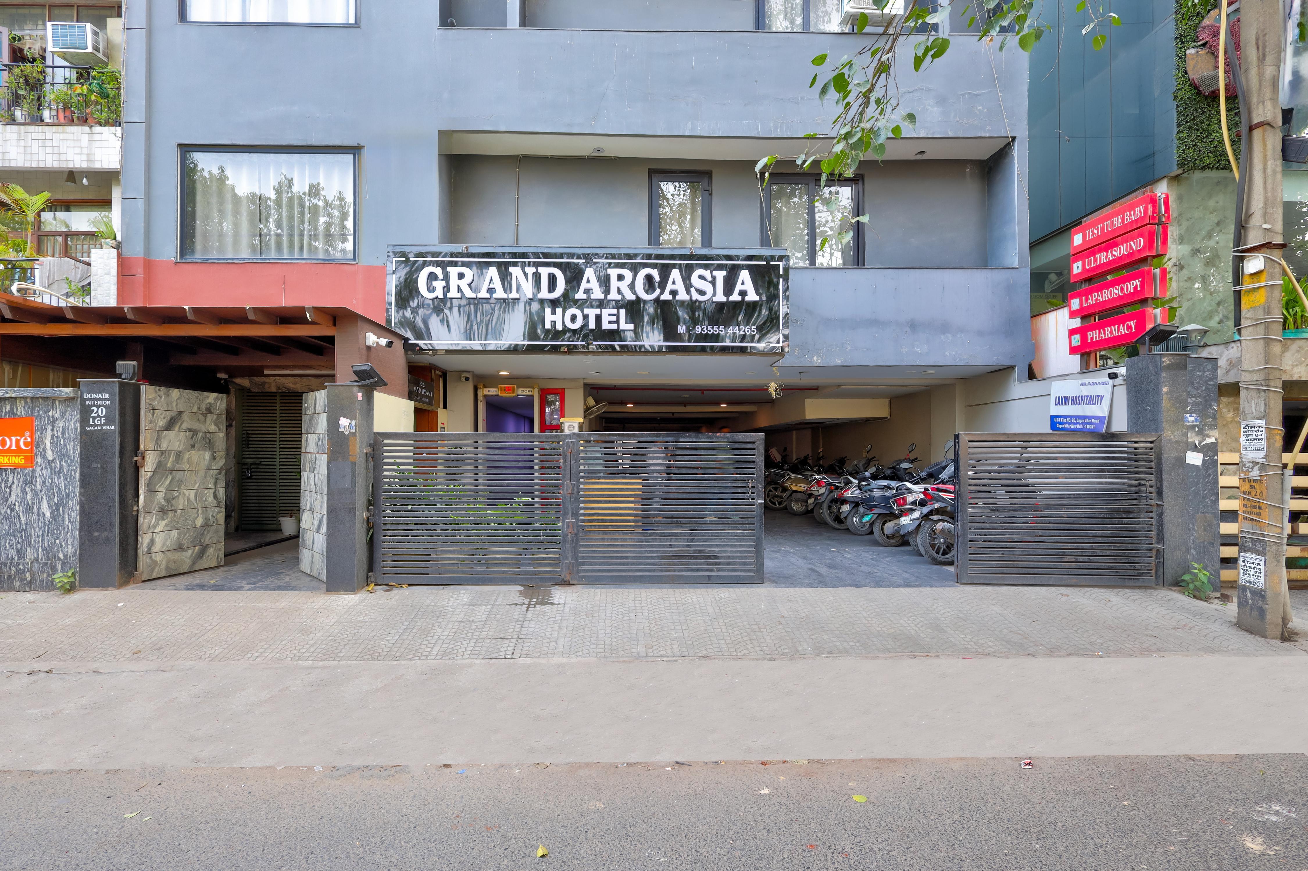 Hotel Grand Arcasia Gagan Vihar East Delhi - Tap to explore photos