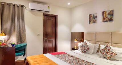 Hotel Grand Arcasia Gagan Vihar East Delhi Room Type - Premium Room