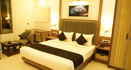 Hotel Square S Room Type - Premium Room