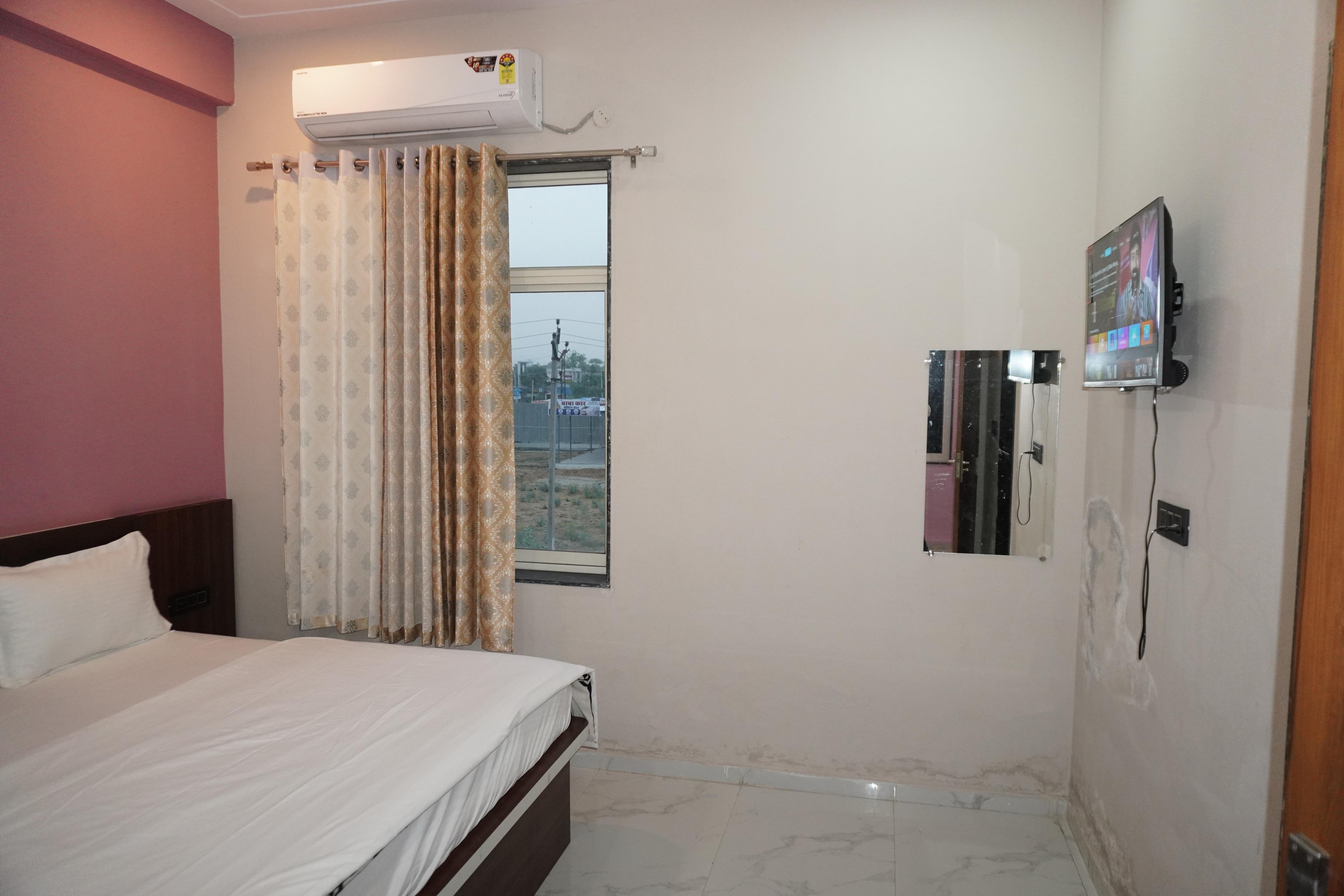 Hotel Radha Raman and Restaurant - Tap to explore photos