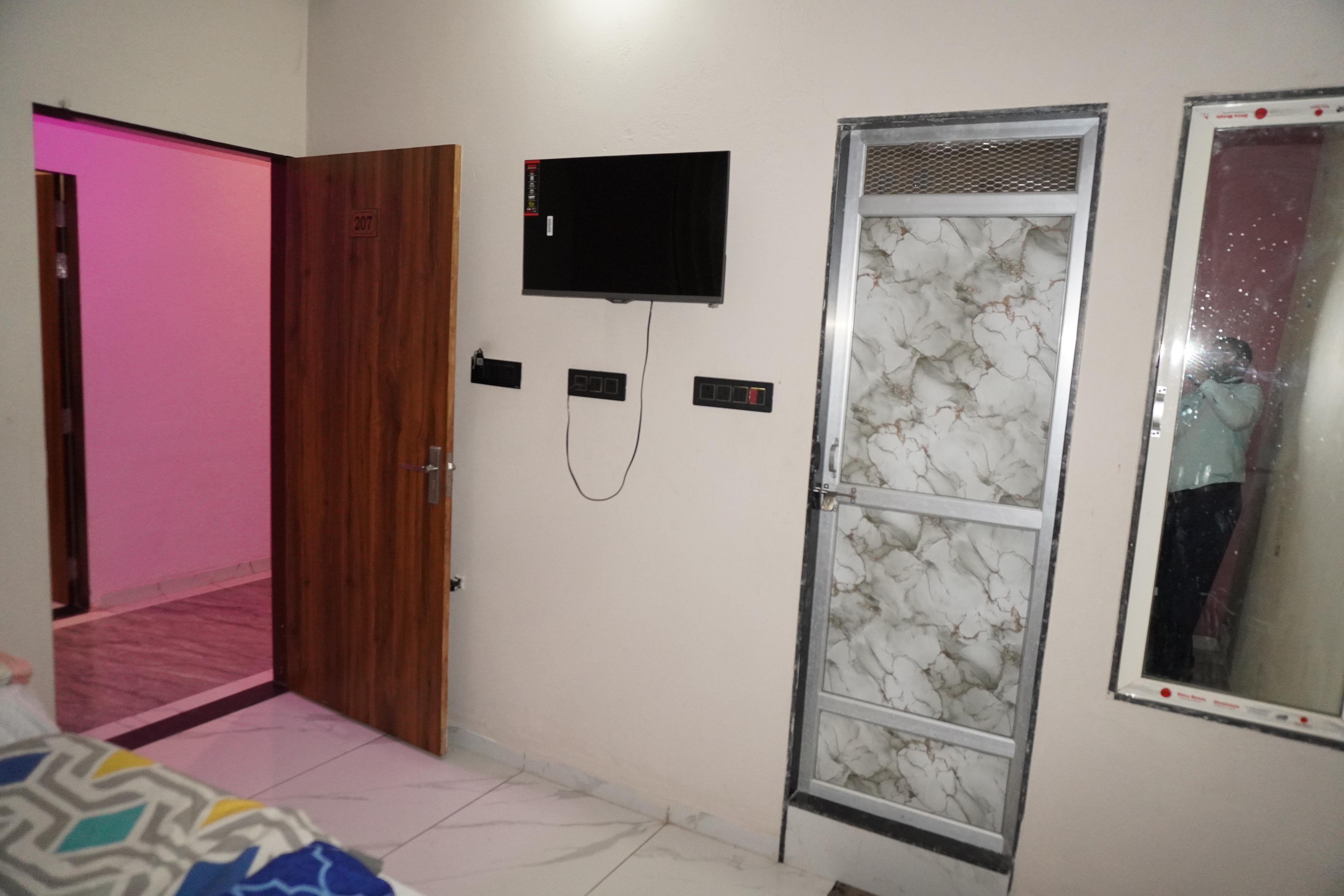 Hotel Radha Raman and Restaurant - Tap to explore photos