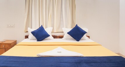 Marina Rosh Inn Room Type - Premium Suite with private Living room