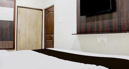 Super Collection O Nagwa Lanka Varanasi Room Type - Classic