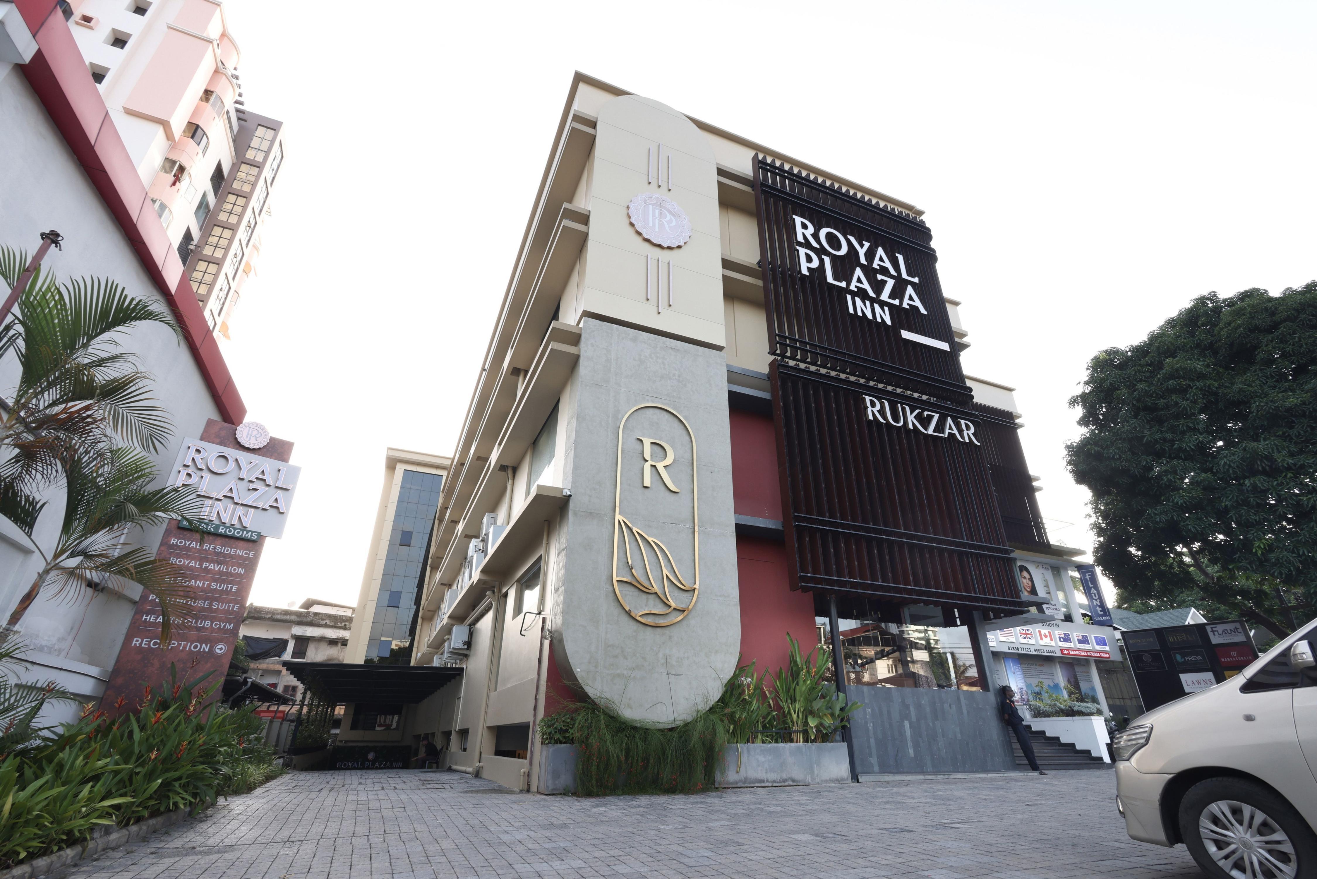 Royal Plaza Inn by RAK Rooms