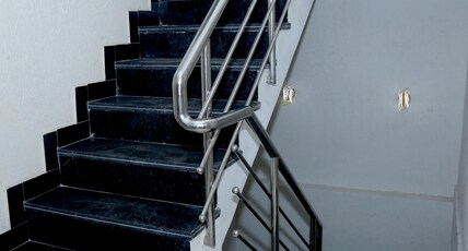 Hotel Siddhi Shree Room Type - 8-Bed Mixed Dormitory Room