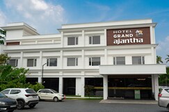 Hotel Grand Ajantha