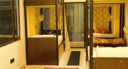 Camp24 X 7 Hostel Room Type - Mixed Dormitory