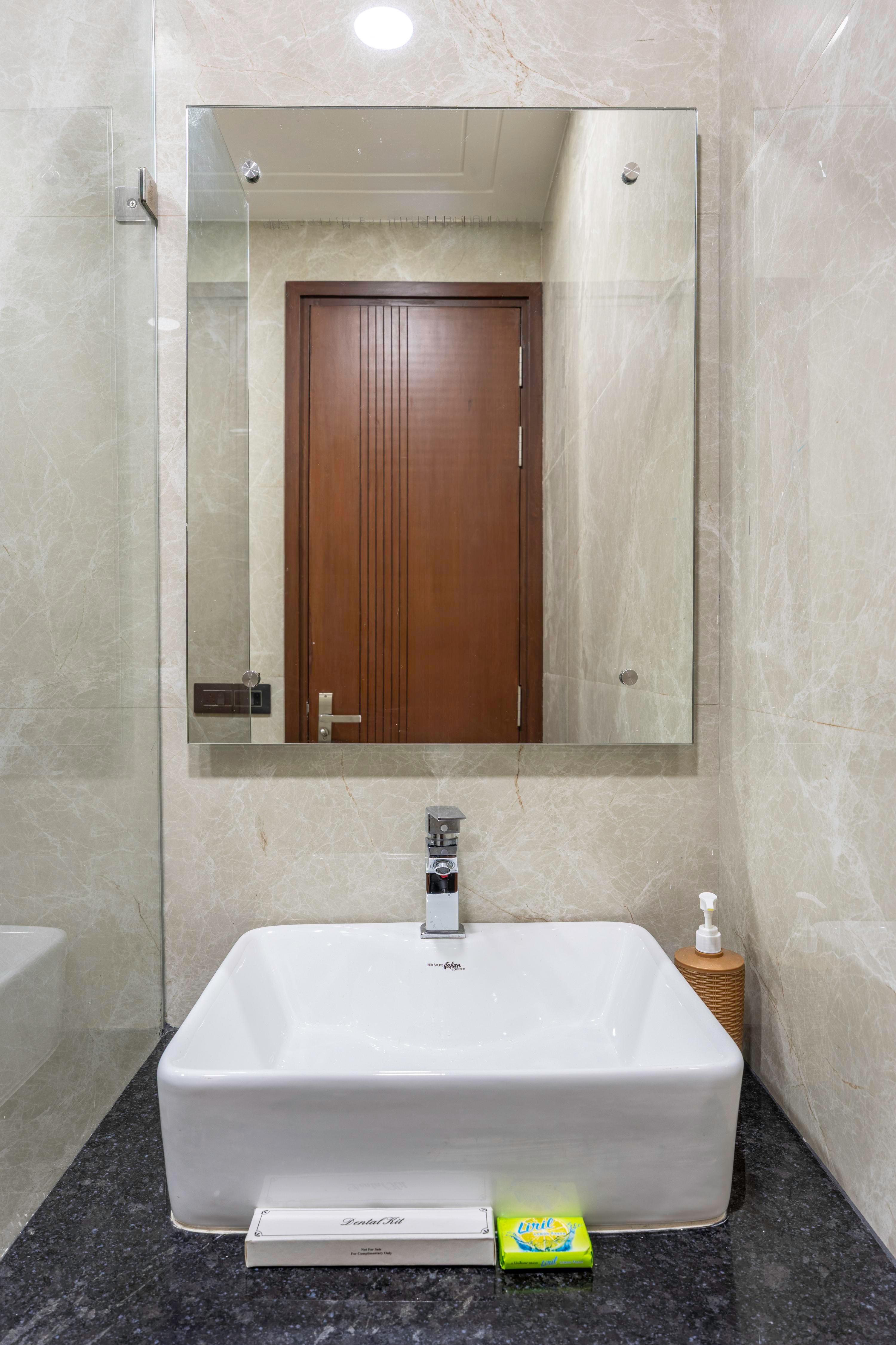 FORTUNE HOME SERVICE APARTMENT J-267 - Tap to explore photos